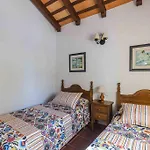 Vivienda Rural Atlantico Sur & Familias Landsted *