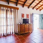 Vivienda Rural Atlantico Sur & Familias * Conil De La Frontera
