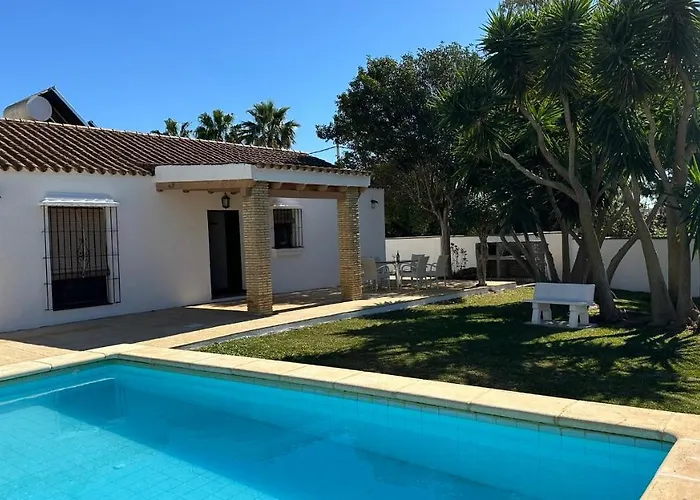 カントリーハウス Vivienda Rural Atlantico Sur & Familias コニル・デ・ラ・フロンテラ