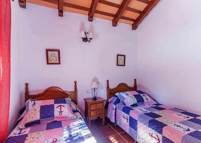 カントリーハウス Vivienda Rural Atlantico Sur & Familias コニル・デ・ラ・フロンテラ