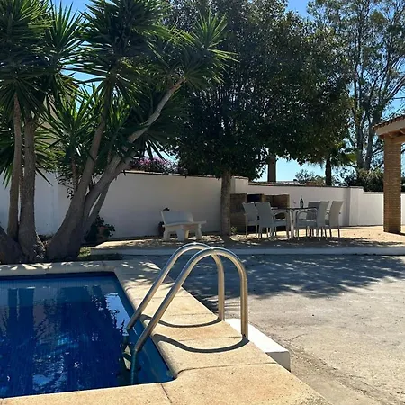 Vivienda Rural Atlantico Sur & Familias Kır Evi *